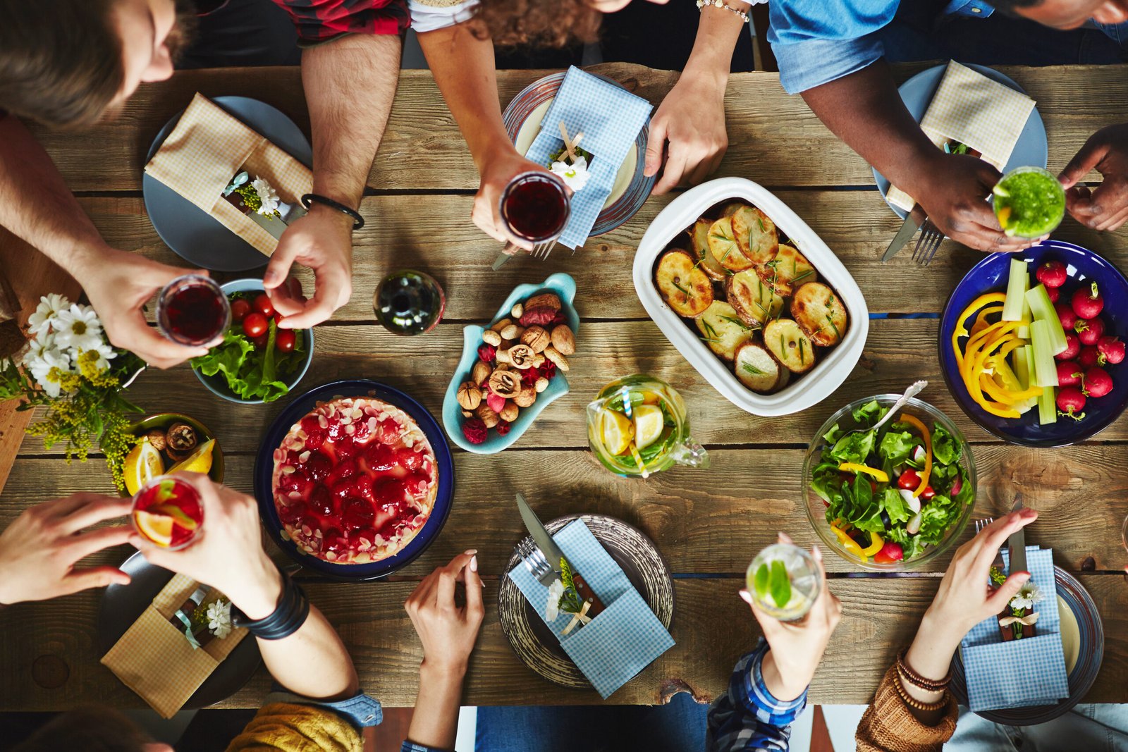 Global Food Trends Changing the Way We Eat